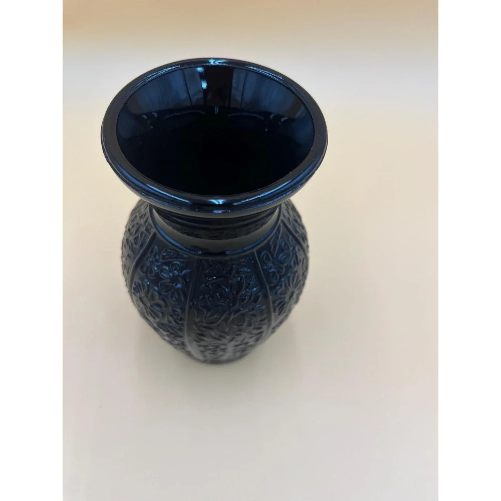 LE Smith Black Amethyst Glass Vase: Embossed Floral Design